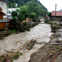 ALERTĂ. Cod portocaliu de inundații în Vâlcea