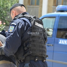 NEWS ALERT: Bărbat din VÂLCEA, reţinut la SIBIU după ce a fost prins în FLAGRANT