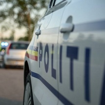 SCENE VIOLENTE în TRAFIC la DRĂGĂȘANI. Un tânăr șofer a fost agresat de un afacerist local