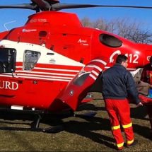 FOTO: UN NOU ACCIDENT pe Valea Oltului. Elicopterul SMURD preia o persoană în aceste momente