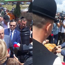 FOTO. Ministrul Agriculturii, pe Transalpina. Stâna Ștefanu a primit atestat de produs tradițional