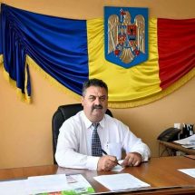 Primarul Bărzăgeanu (Mihăești): „Oamenii au mai înţeles că nu trebuie să arunce gunoiul pe malul râului”