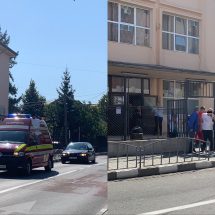 FOTO. SMURD a intervenit la Școala Nr. 2 Râmnicu Vâlcea. Elevă transportată la spital