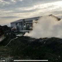 VIDEO. Incendiul de la Drăgășani nu a fost stins nici până acum