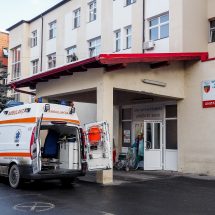 Un vâlcean a spart un geam şi a făcut scandal la UPU Sibiu