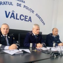 Planurile noii conduceri a IPJ Vâlcea: Birou rutier la Drăgăşani şi prezenţă masivă a poliţiştilor în stradă