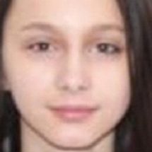 TRAGEDIE. Adolescenta dispărută de la Oteşani, găsită spânzurată în pădure. S-a sinucis cu şireturile de la teneşi…