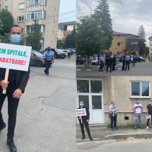 FOTO-VIDEO. Protest în fața DSP Vâlcea pentru pacienții cu COVID19 internați la Horezu