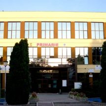 Primăria Drăgăşani a demarat acţiunea de primire a solicitărilor privind acordarea de tichete sociale pentru sprijin educațional