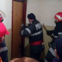 Pompierii au intervenit de urgență într-un apartament din Râmnicu Vâlcea
