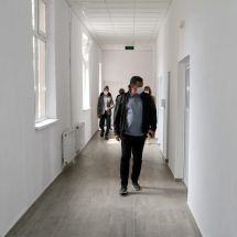 GALERIE FOTO. Primarul Mircia Gutău a inaugurat cele mai recente lucrări de modernizare de la Liceul de Arte ”Victor Giuleanu”