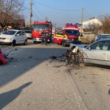 FOTO: Accident cu trei victime la Drăgășani