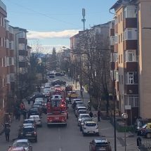FOTO-VIDEO. Intervenție a pompierilor pe strada Mărășești din Râmnicu Vâlcea
