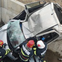 FOTO. ACCIDENT MORTAL pe DN 7, între Vâlcea și Sibiu. O șoferiță și-a pierdut viața