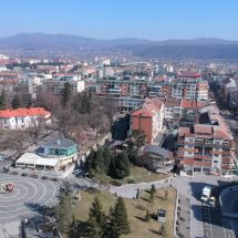 Liceenii din Râmnicu Vâlcea, Băbeni, Bălcești, Berbești, Brezoi, Călimănești, Drăgășani, Horezu și Măciuca sunt „momiți” cu oferte de la universități de top din țară