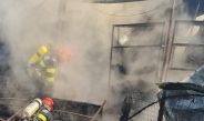 ACUM: O casă arde într-o comună din județ